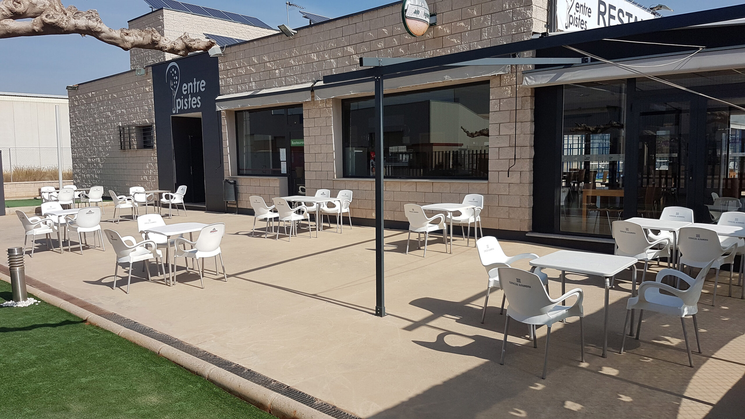 restaurante-con-terraza-exterior-en-onda- - Entrepistes Restaurante con terraza exterior en Onda